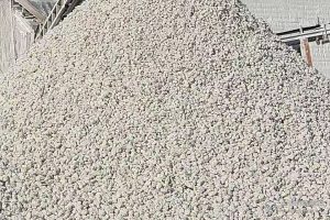 贺州矿业权整合提速:碳酸钙矿山划出 8 个整合区,7 宗完成主体公示